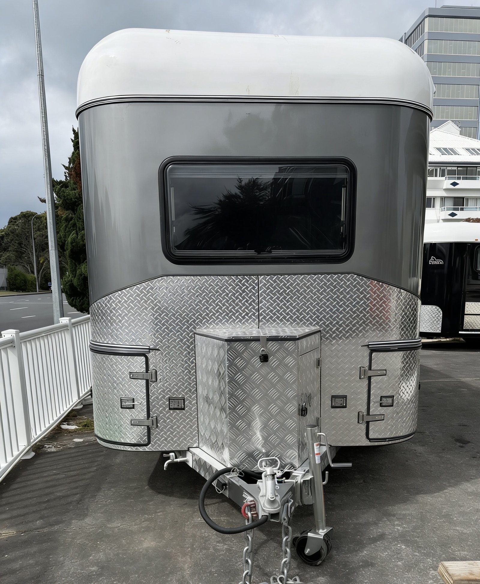Camper Float T5475 - Image 2