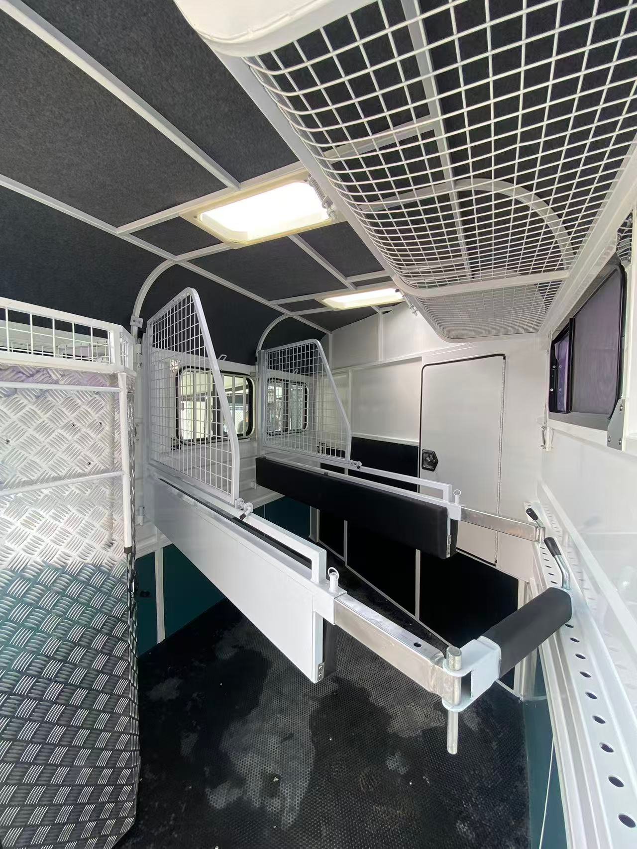 Camper Float T5475 - Image 5
